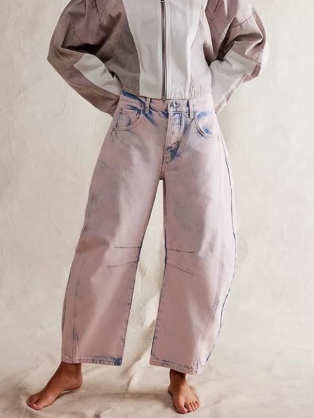 ⭐️Free People Good Luck Barrel Jeans Light Wash Horseshoe Wide Leg ⭐️